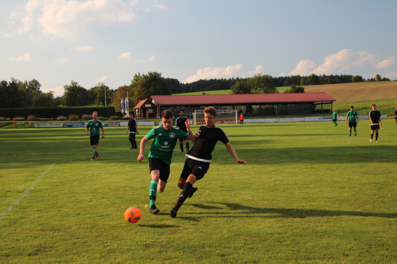 082210_9f3169e358d64a02968f0966cafc1c73~mv2_d_5184_3456_s_4_2.jpg