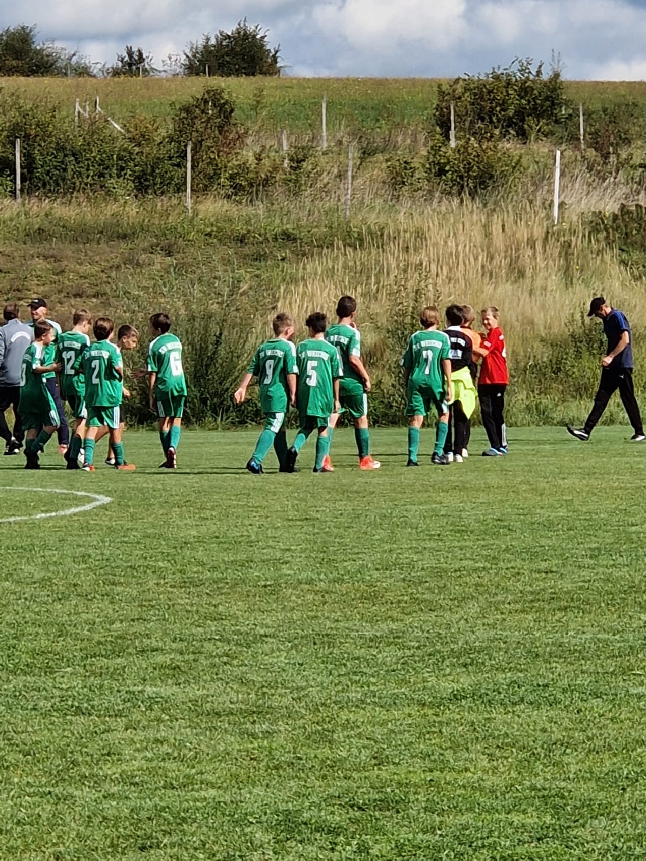 648176ee-7d1d-417b-83e0-10563bad90cd