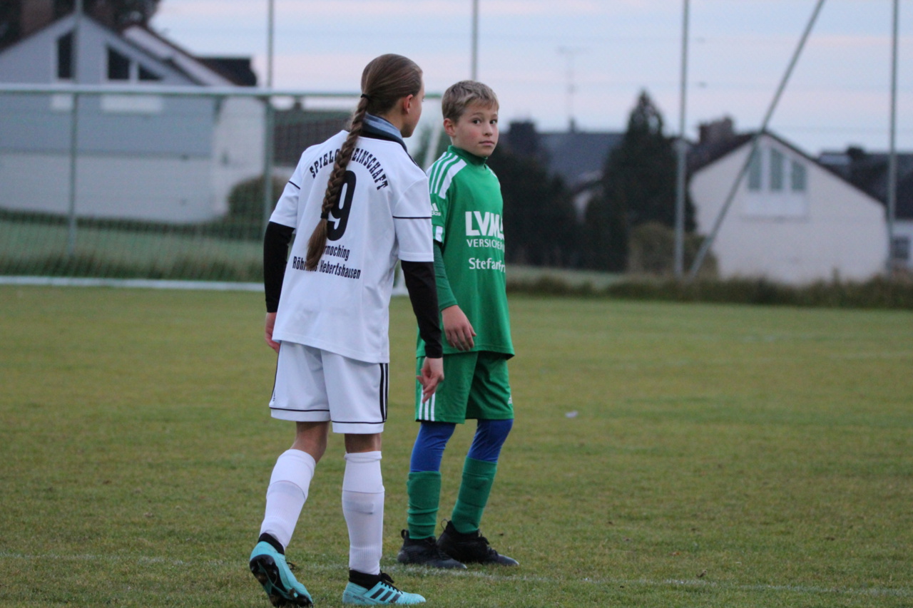 082210_de4365b96d6a4c03bda6f83be31404e7~mv2.jpg