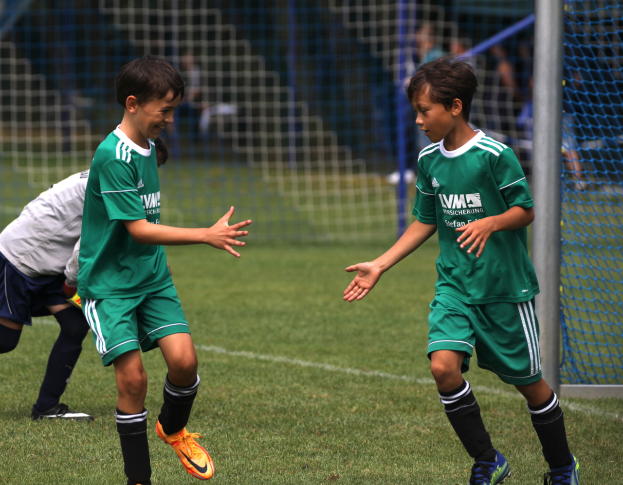 082210_fe6c5ed2b0bc404fa099a4053cad948c~mv2.jpg