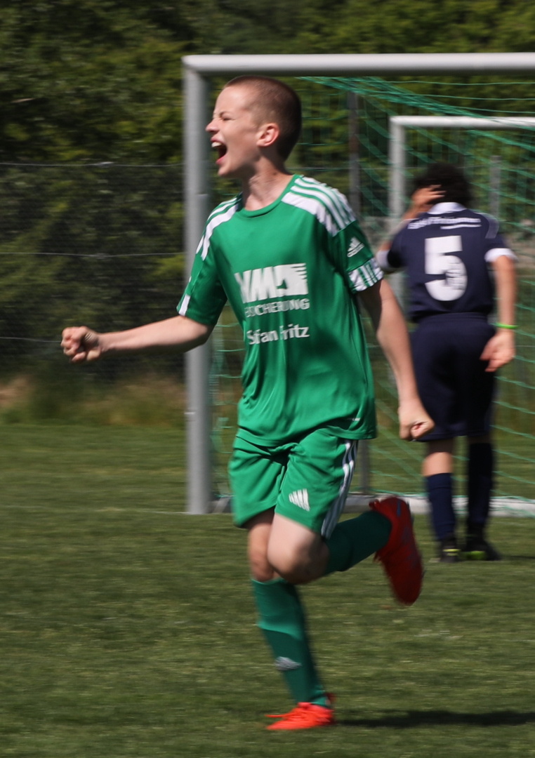 082210_9885ed62244f443cbfaa8735f2b50a97~mv2.jpg