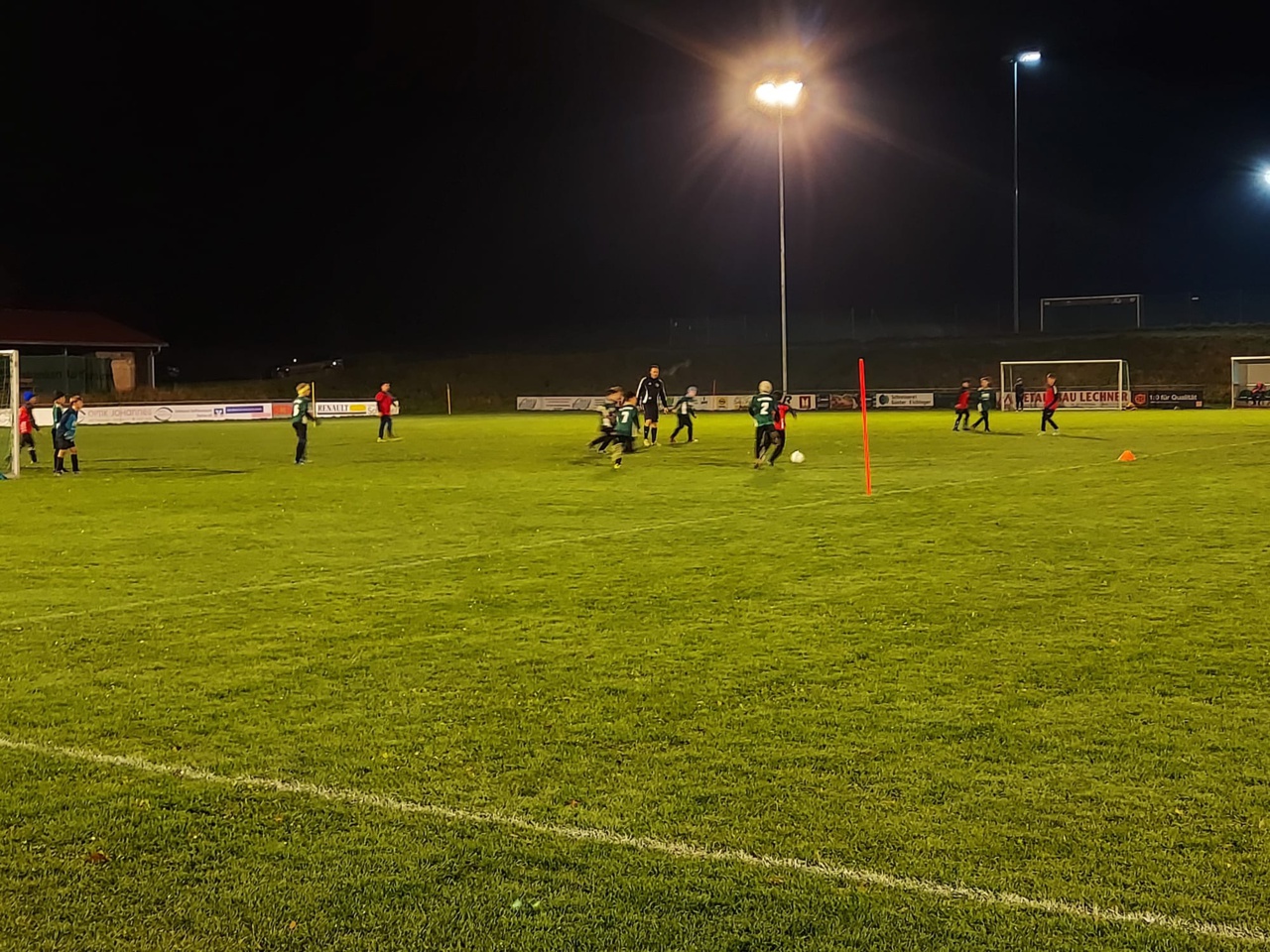 WhatsApp Image 2025-11-17 at 08.24.32